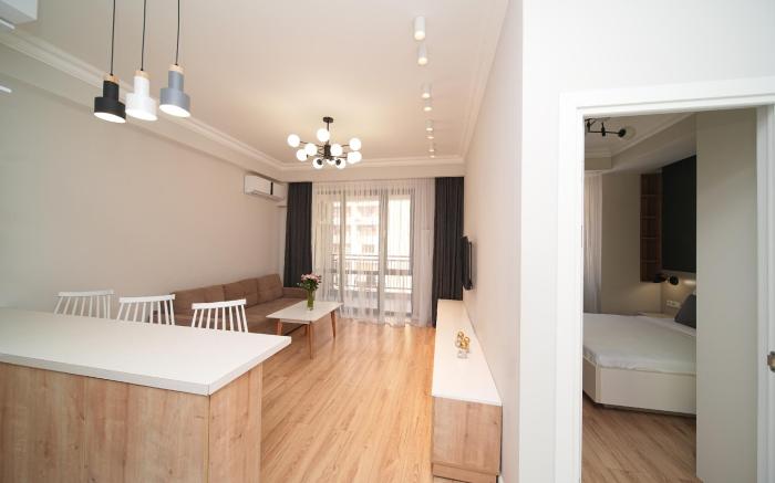 Suite apartments in downtown by Sweet Home