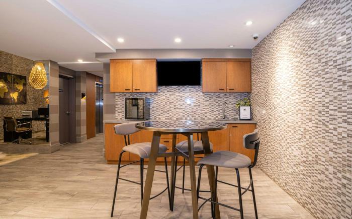 Sandman Hotel Hamilton