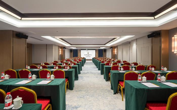 Rezen Hotel Yunyang Lanwan