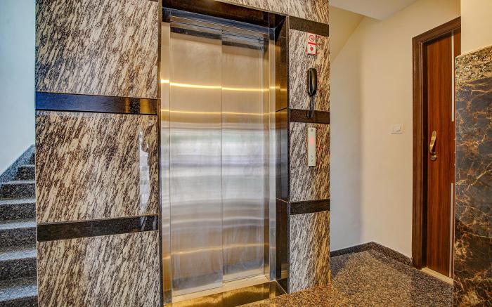 FabHotel Greenwood Xpress Inn - Nr. Manipal Hospital