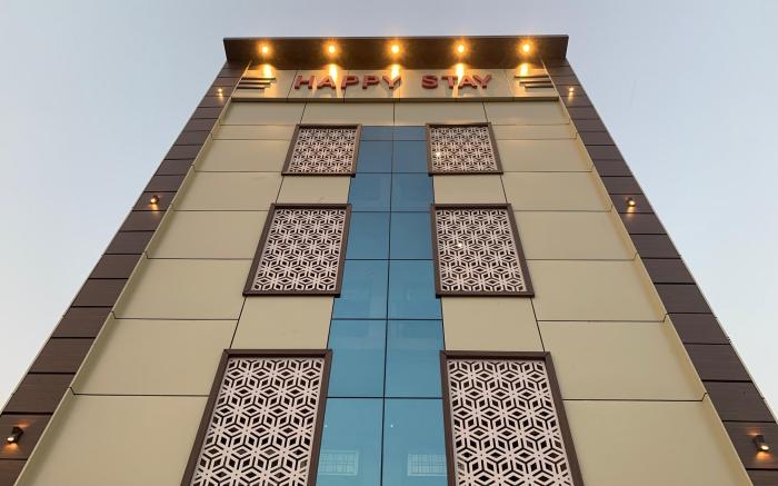 HOTEL HAPPY STAY