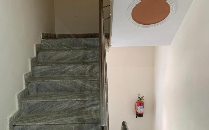 HOTEL HAPPY STAY