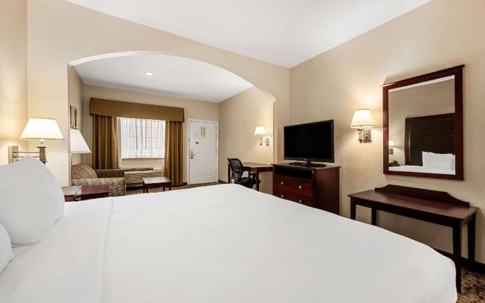 Quality Inn & Suites Houston Northwest - Cypress