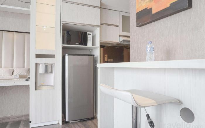 Best Cozy Studio at Ambassade Kuningan By Travelio