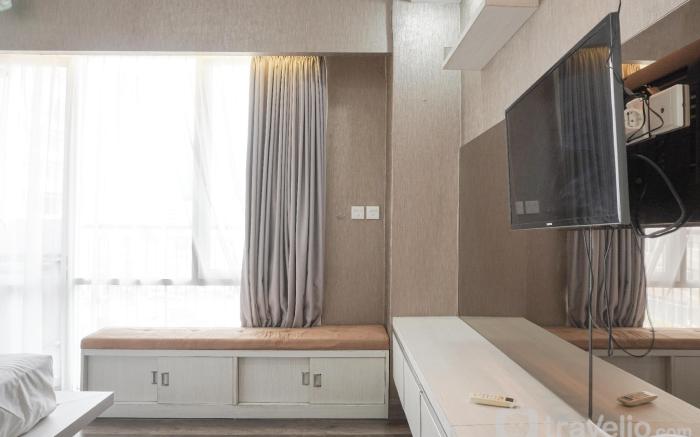 Best Cozy Studio at Ambassade Kuningan By Travelio