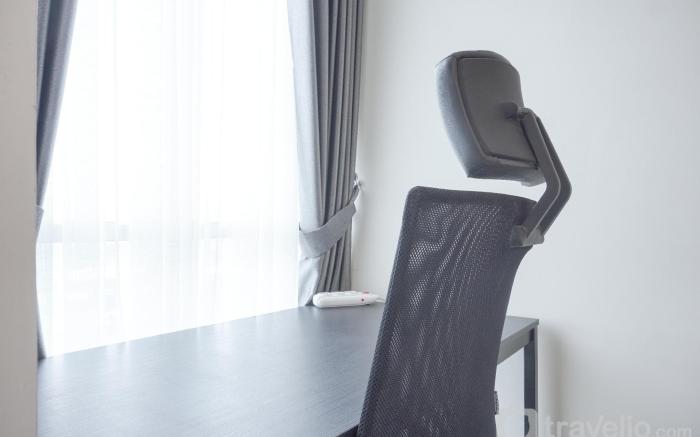Cozy Studio at Tifolia Apartment By Travelio