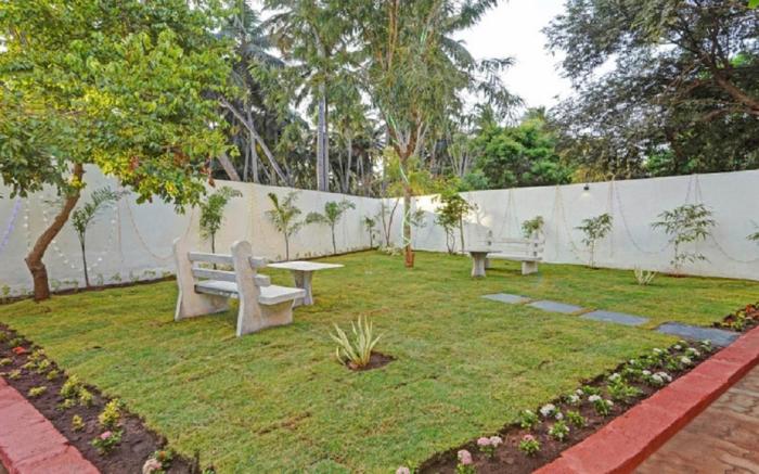 sri saveraa residency