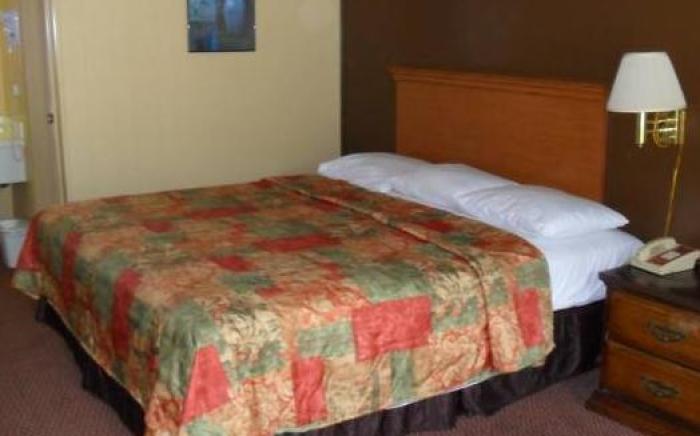 Travelowes Motel - Maggie Valley