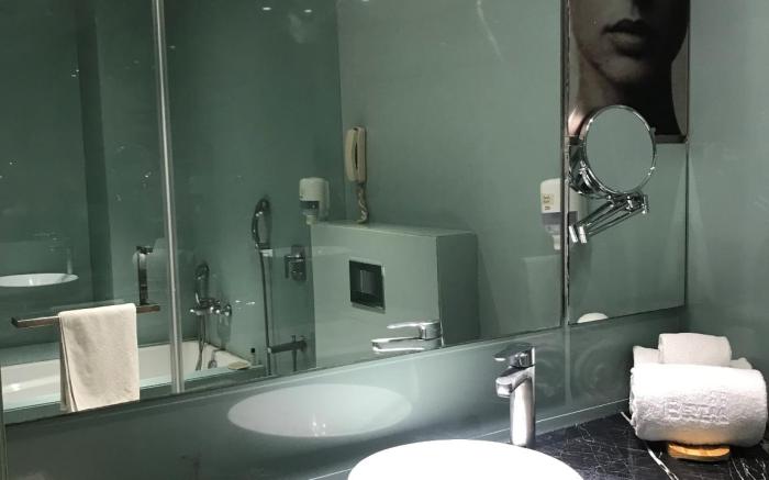 Beyzaa Hotel & Suites Kolkata
