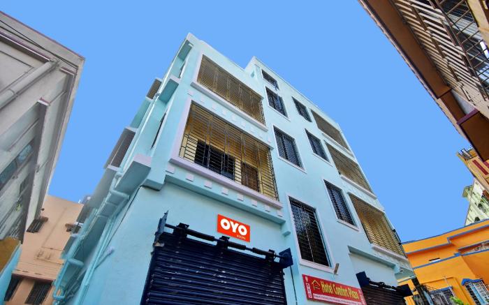 Hotel O Redwood Plaza