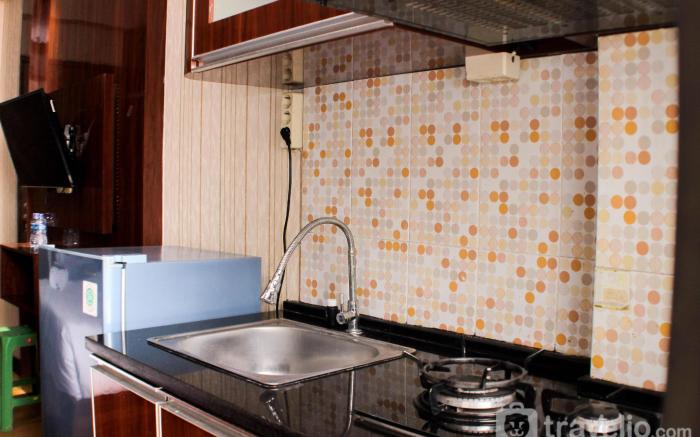 Cozy Studio Lagoon Bekasi Town Square By Travelio