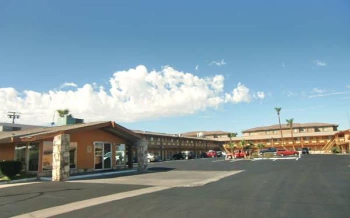 Crown Motel