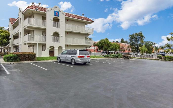 Motel 6 Watsonville, CA - Monterey Area