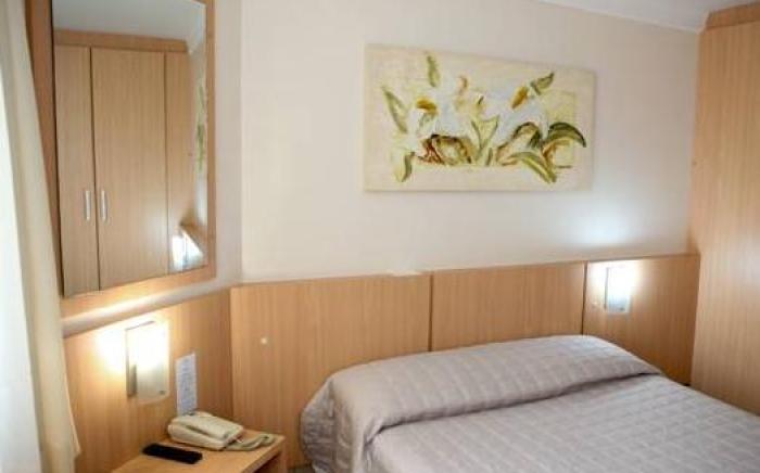 Diaudi Hotel