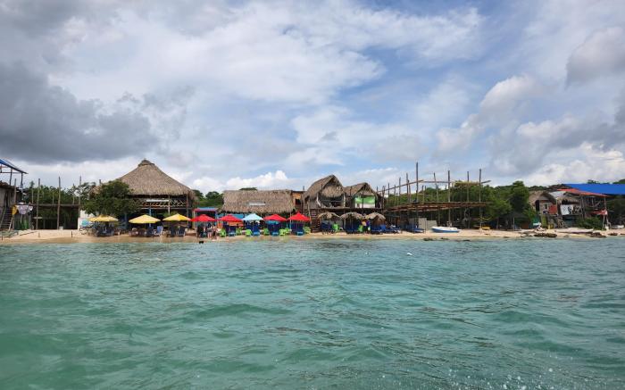 BARU JET SET BEACH & HOSTEL