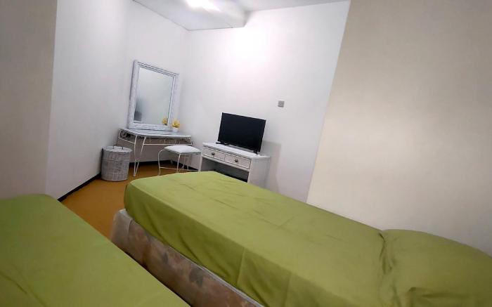 VILLA BUNGA EMPAT BATU