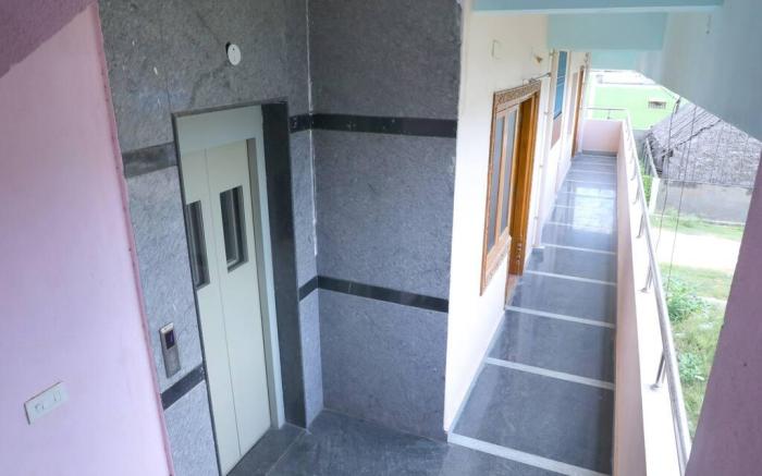 SLS HOMESTAY - Luxury AC Service Apartments 1BHK, 2BHK, 3BHK