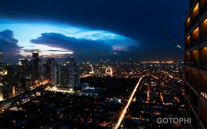 Amazing Romantic view L-pools Gramercy Makati 1422