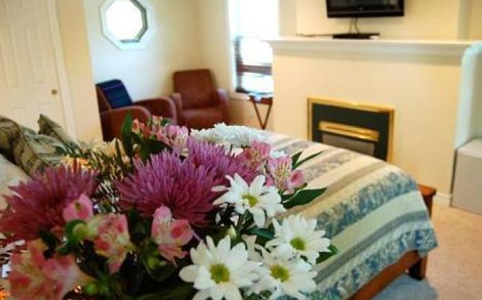 Finlay House Bed and Breakfast Niagara - on - the - Lake