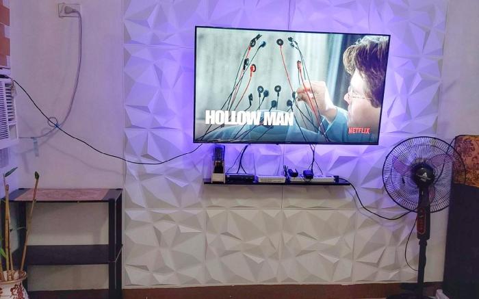 Cozy Room with Videoke + 100 Mbps Wi-fi 