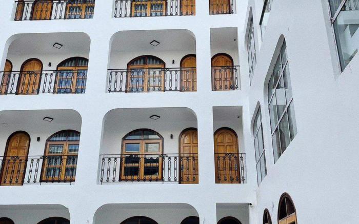 Mai hotel