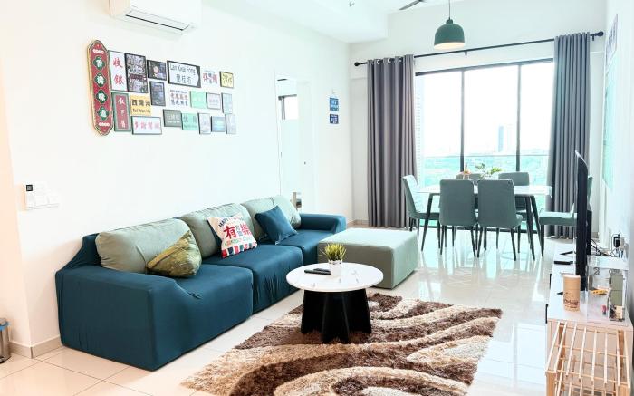 Malacca City Retro HK 90s Style Condo(Near Jonker)