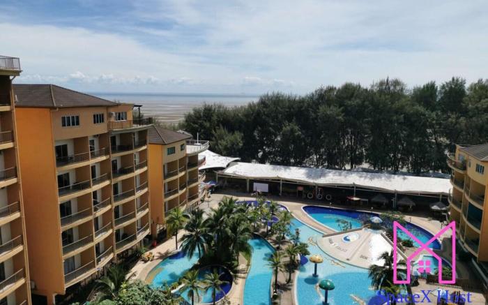 Sunset View Honeymoon Suite at Gold Coast Morib
