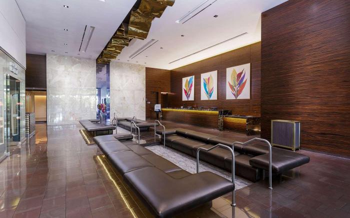 Palms Place