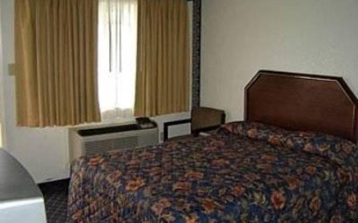 Regency Inn Motel by the Beach