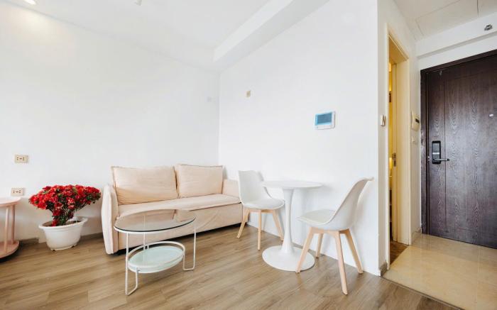 [A-Homes] D'Capitale Luxury Apartment 1.4