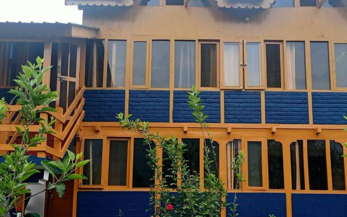 Himalayan dream home 🏠🏡 (1st floor)