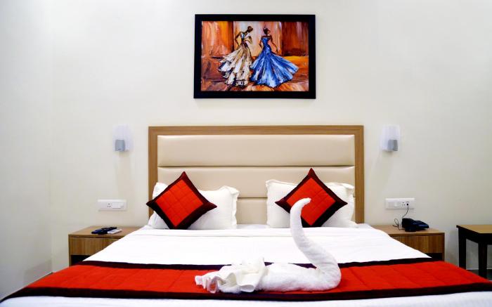 Hotel The Luxem