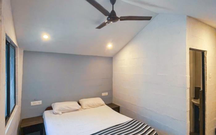12 Monks Hostel Goa