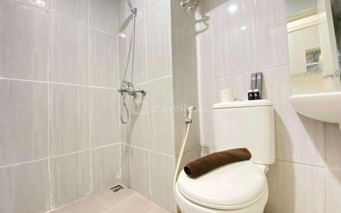 Comfy Studio Room at Grand Asia Afrika By Travelio