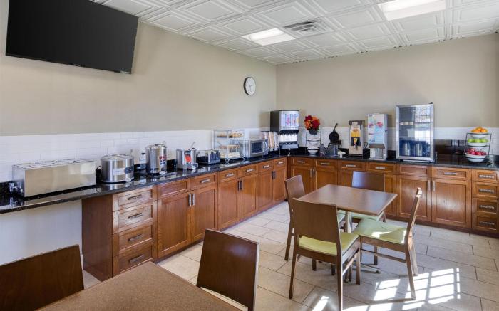 Best Western Hendersonville Inn