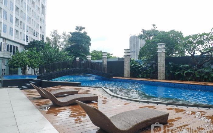 Studio Golf View Grand Sungkono Lagoon By Travelio