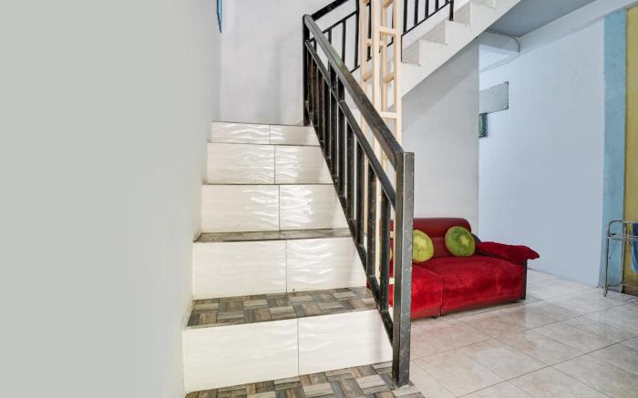 SPOT ON 91745 Rumah Kost Gresik Syariah