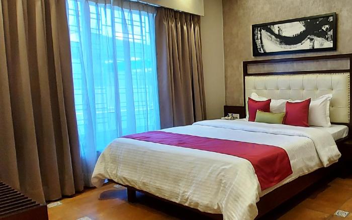 The Palm Aryan - a Boutique Hotel