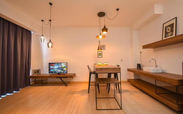 Cube 8teens Deluxe Suite by Nest Home【NETFLIX】