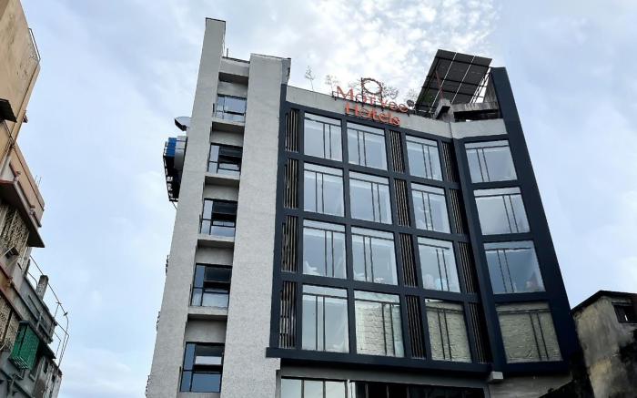 MORVEE HOTELS ALIPORE