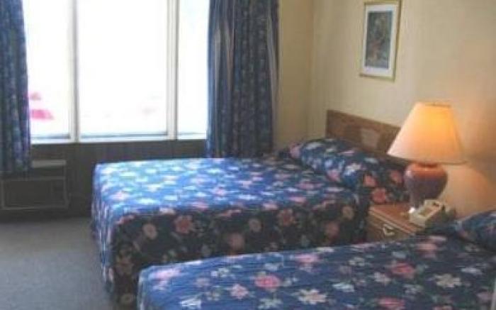 River Inn by Niagara Falls