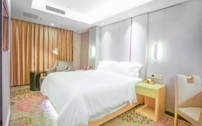 Lavande Hotel Nanchang Bayi Square Metro Station