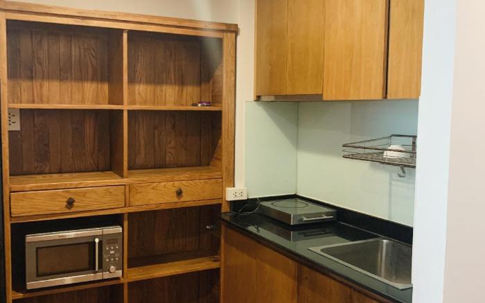 RedRose Apartment- Lovely studio with patio 