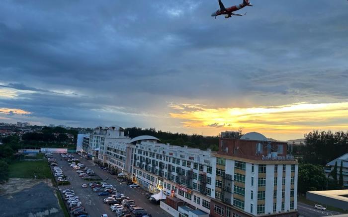 SUNSET SEAVIEW SUTERA AVENUE OPP IMAGO 4R 12px【1C】