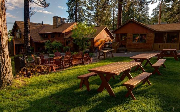 Cedar Glen Lodge