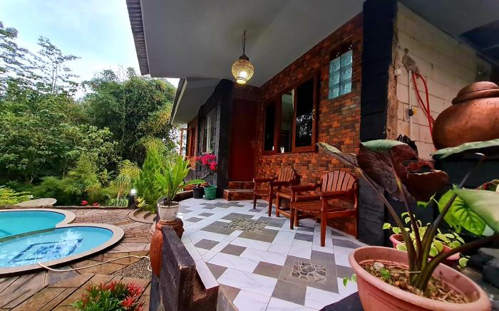 Villa Sahabat Puncak