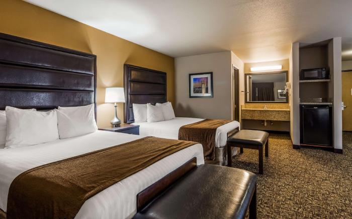 Best Western Oak Meadows Inn