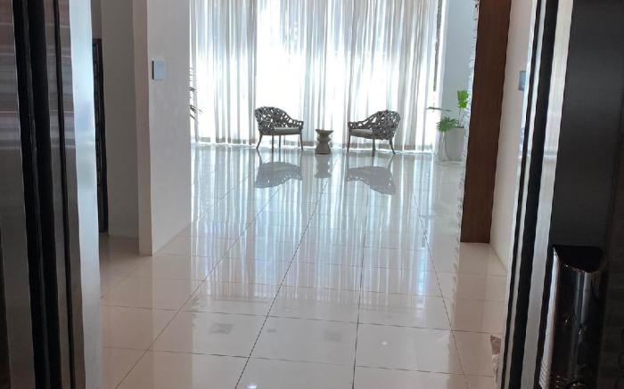 Abreeza chills place T1 