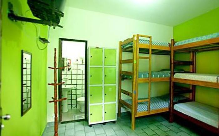 Papagaio Hostel & Pousada
