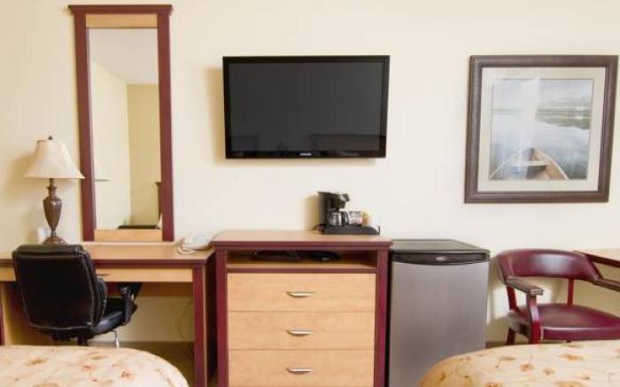 Park West Inn
